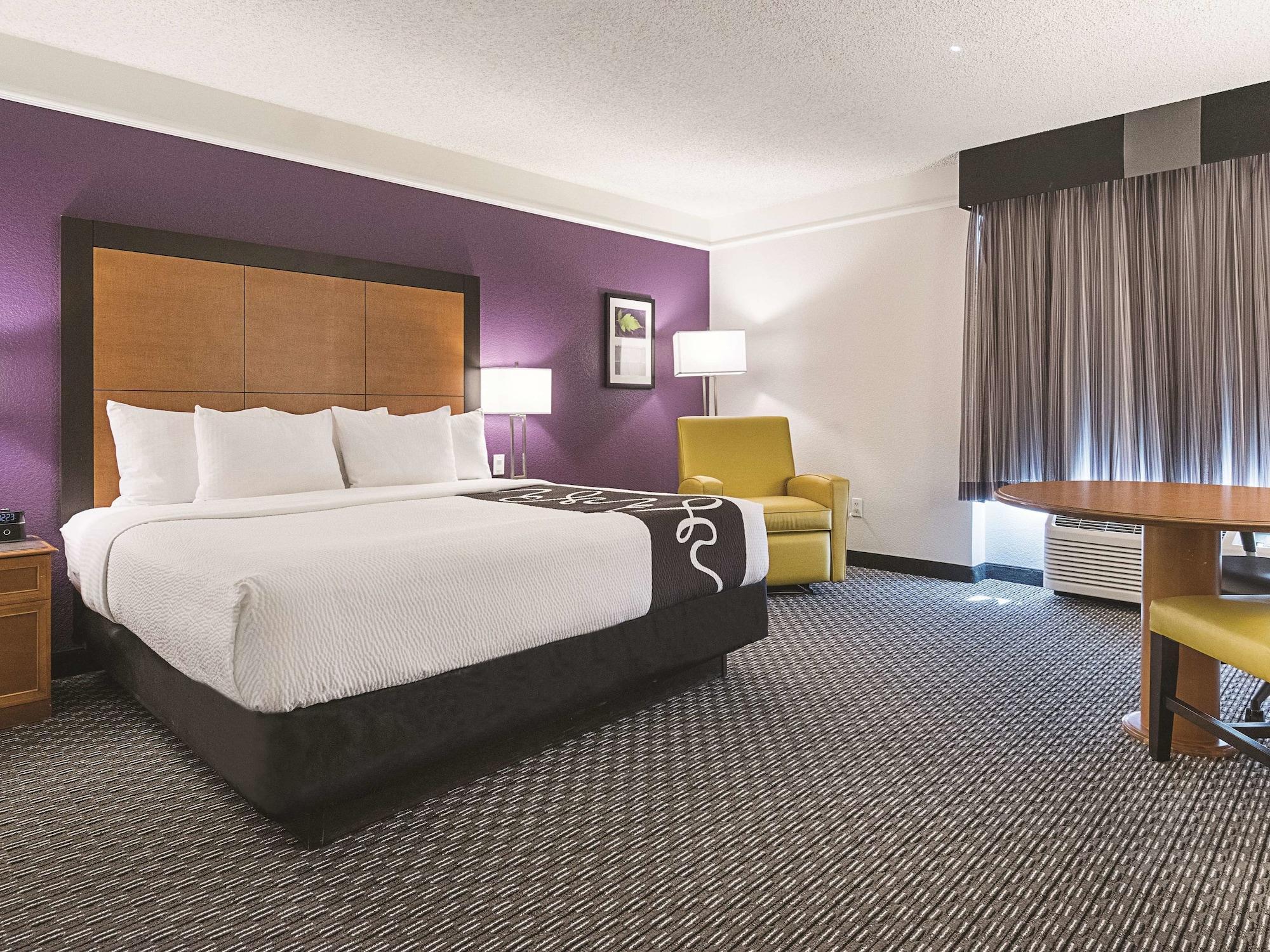 La Quinta By Wyndham Seattle Bellevue / Kirkland Ξενοδοχείο Εξωτερικό φωτογραφία