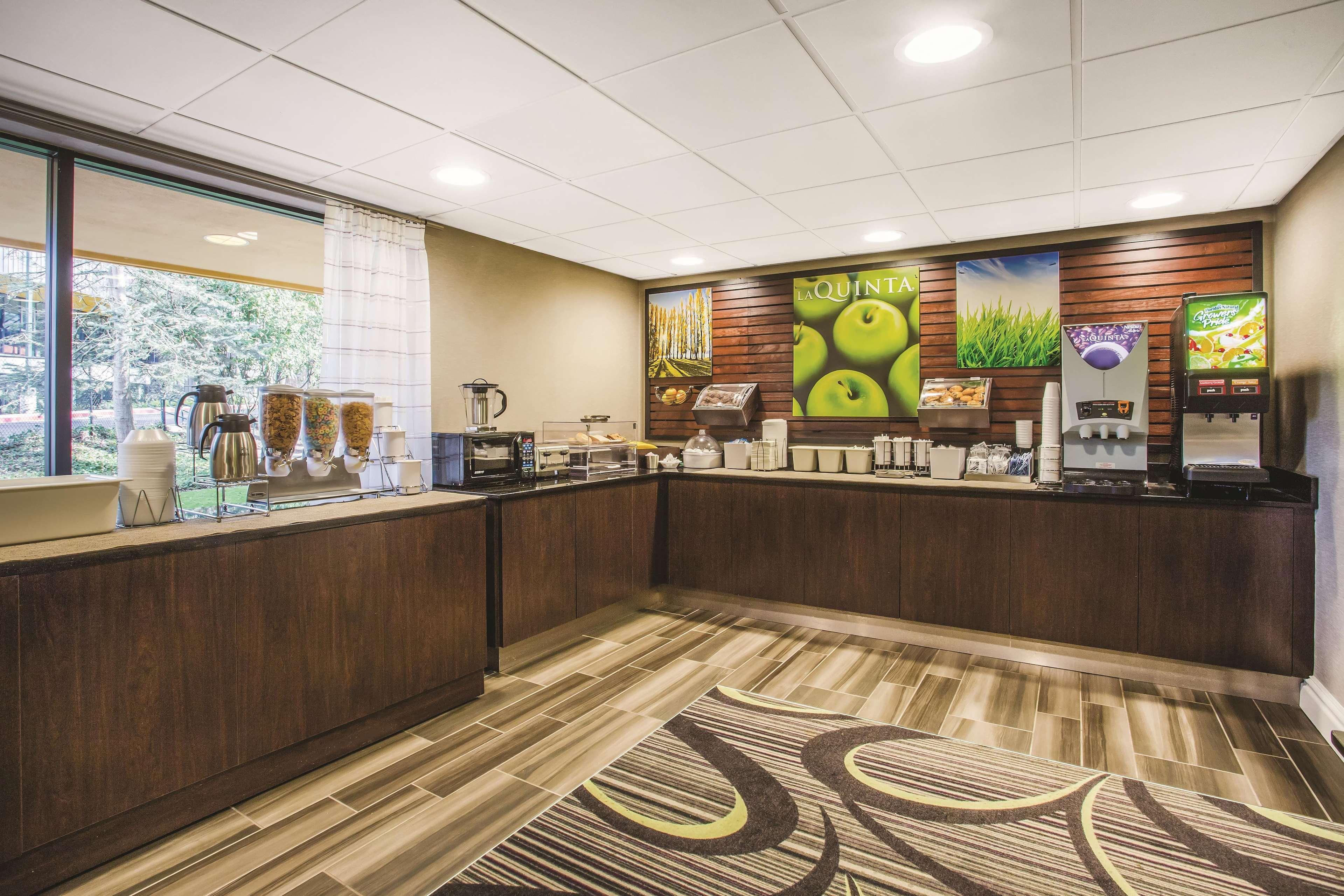 La Quinta By Wyndham Seattle Bellevue / Kirkland Ξενοδοχείο Εξωτερικό φωτογραφία
