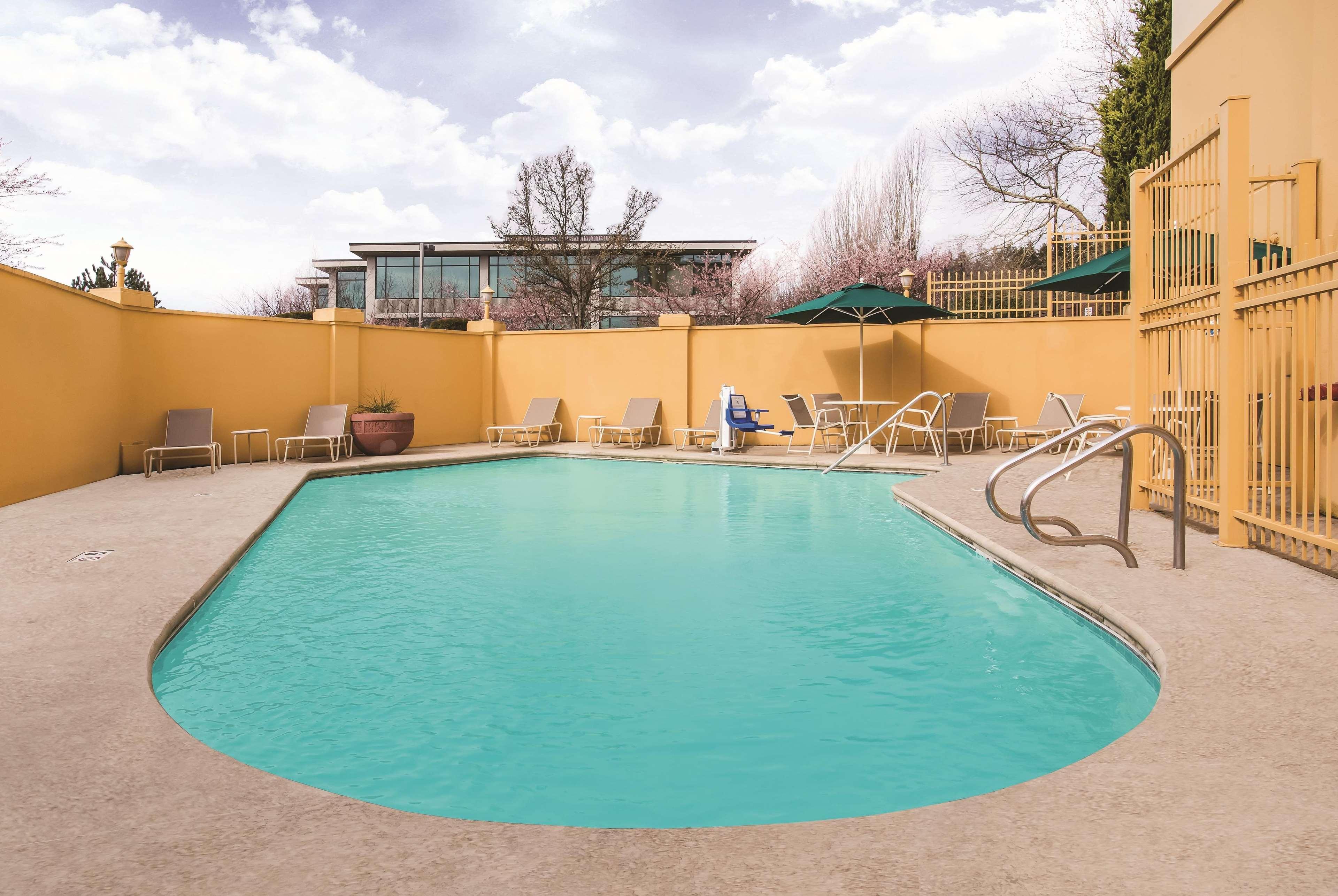 La Quinta By Wyndham Seattle Bellevue / Kirkland Ξενοδοχείο Εξωτερικό φωτογραφία
